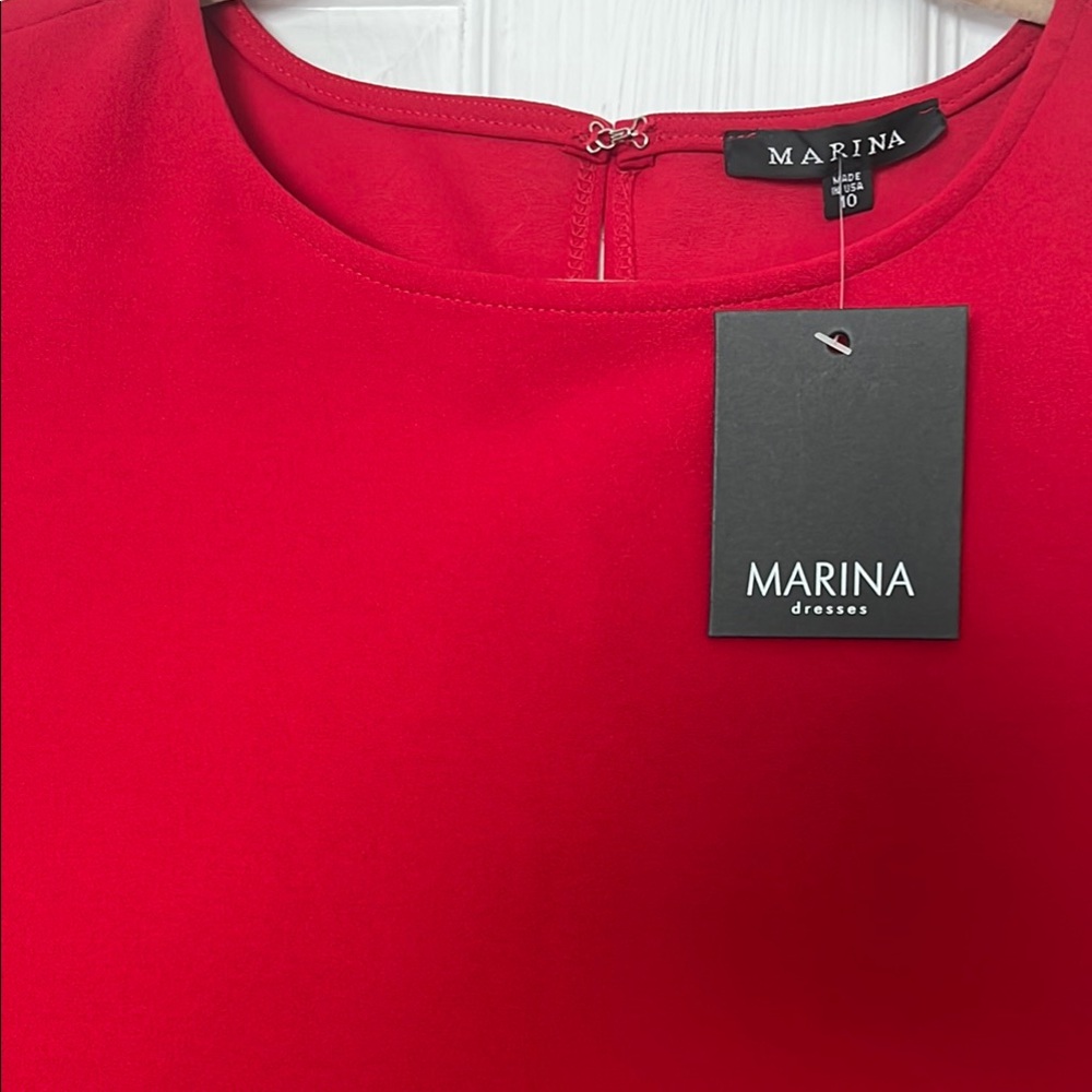 MARINA Elegant Red Long Sleeve Dress - Picture 2 of 4